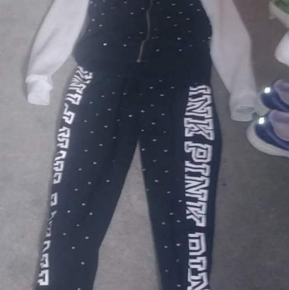 LOOKING FOR THIS OUTFIT